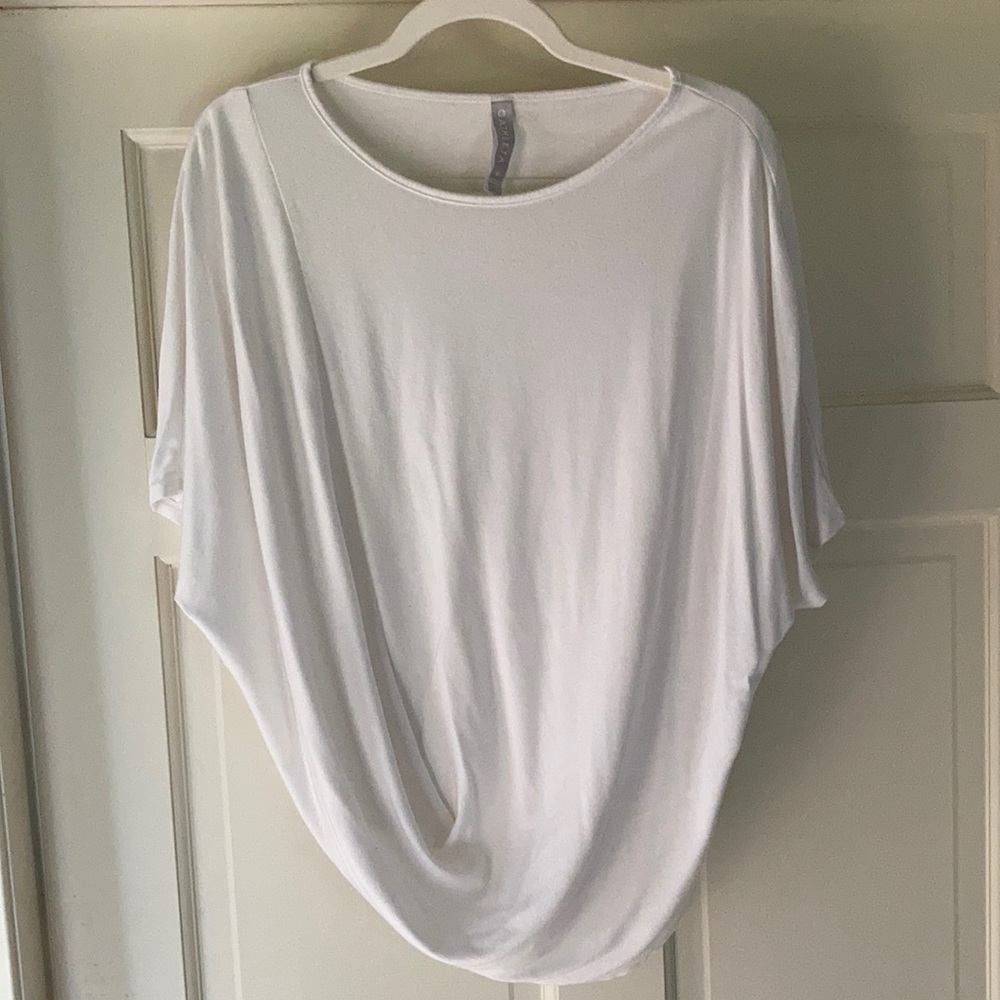 Athletic white drape front t-shirt. Size medium